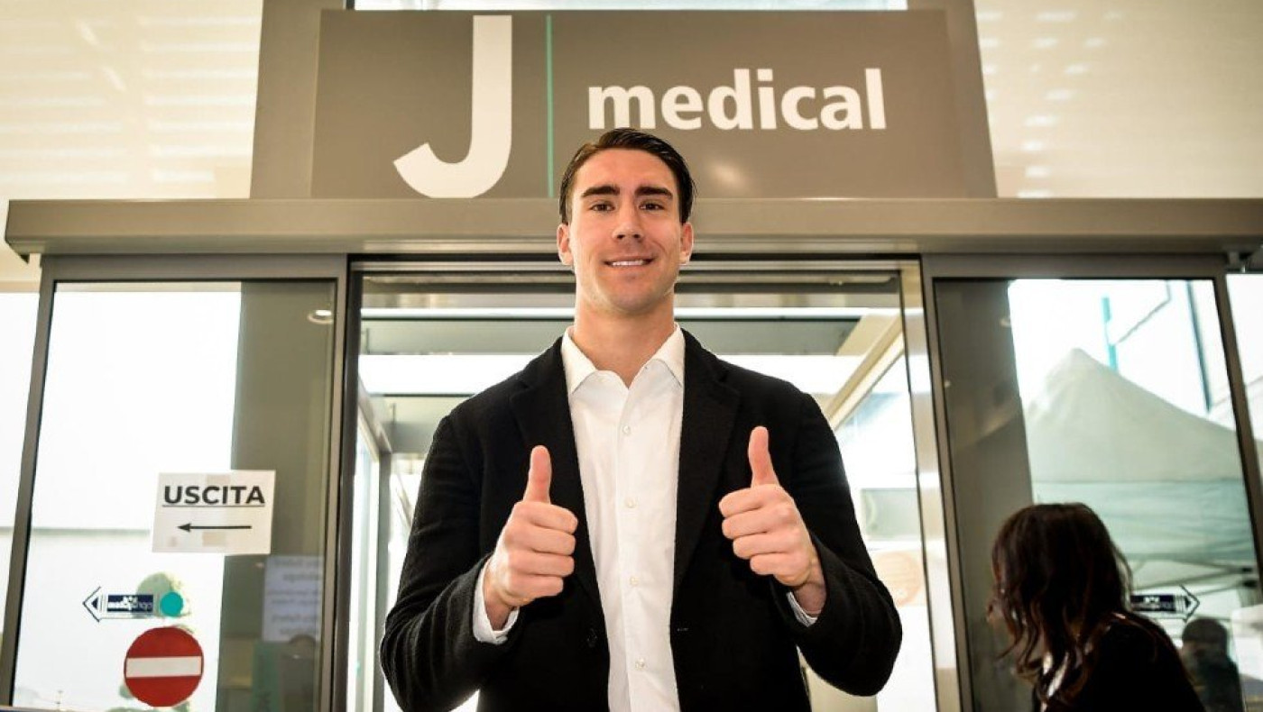 Ζίβκοβιτς: Συνεχάρη τον Βλάχοβιτς για την μεταγραφή του στη Γιουβέντους, ο διάλογός τους