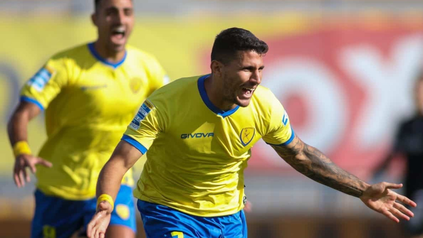 Η Βίμποργκ βλέπει τον Καρέλη