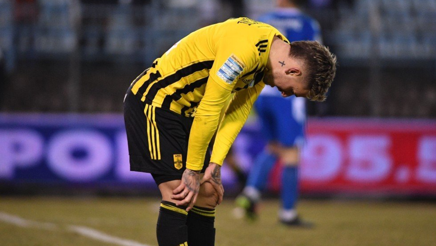 Αλλα θέλει ﻿κι άλλα κάνει﻿