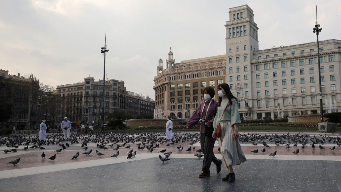 Ισπανία: Παρελθόν η μάσκα σε εξωτερικούς χώρους