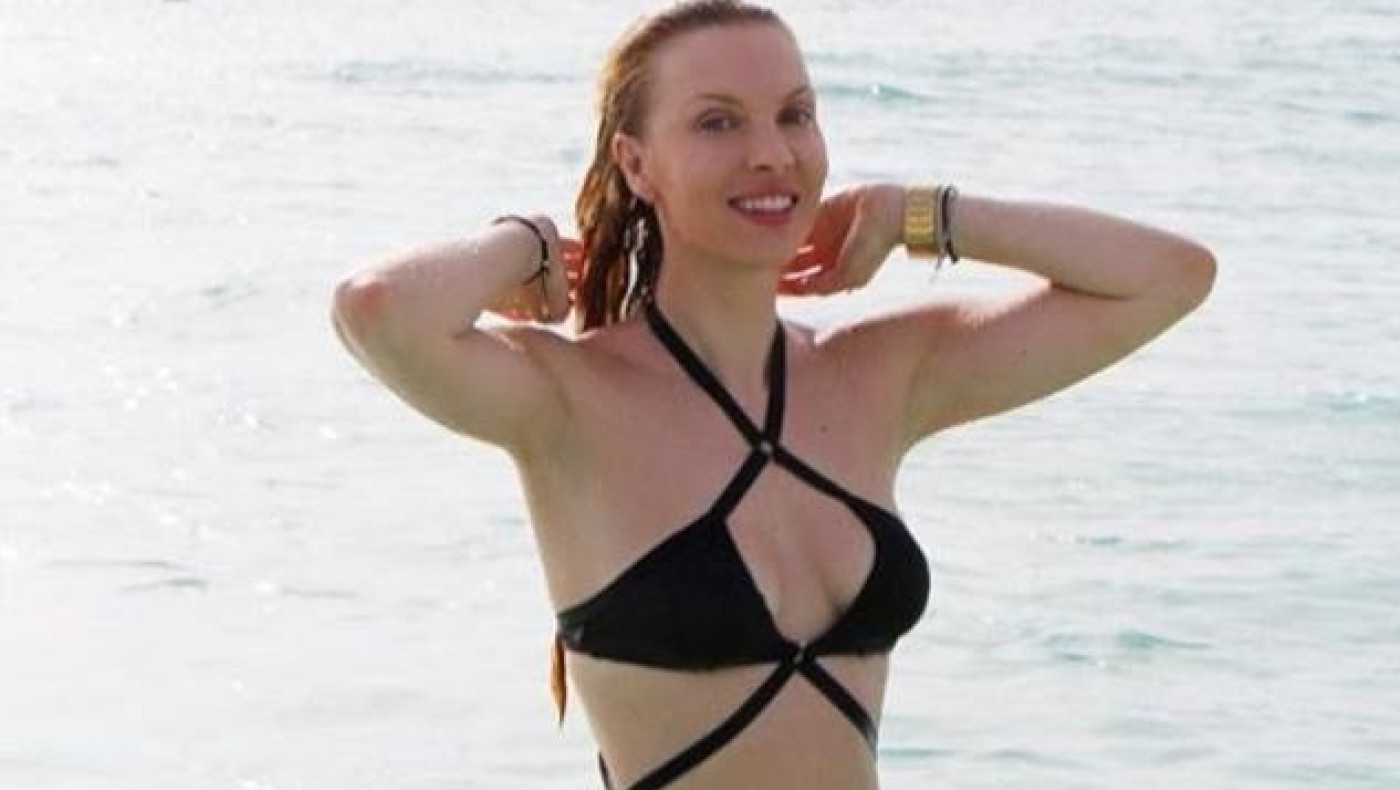 Χριστίνα Αλούπη: Μετά τη Μύκονο, διακοπές στη Χαλκιδική (ΦΩΤΟ)