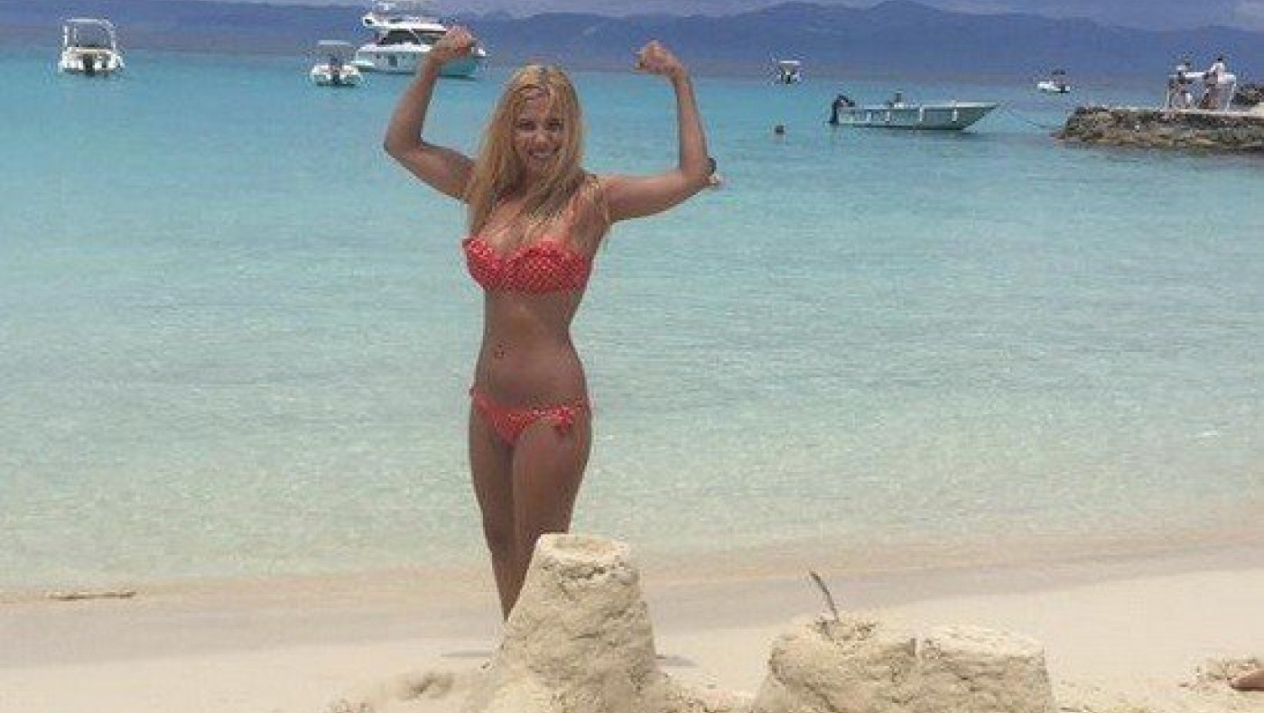 Η «πριγκίπισσα» Λάουρα Νάργες και το κάστρο της στην παραλία