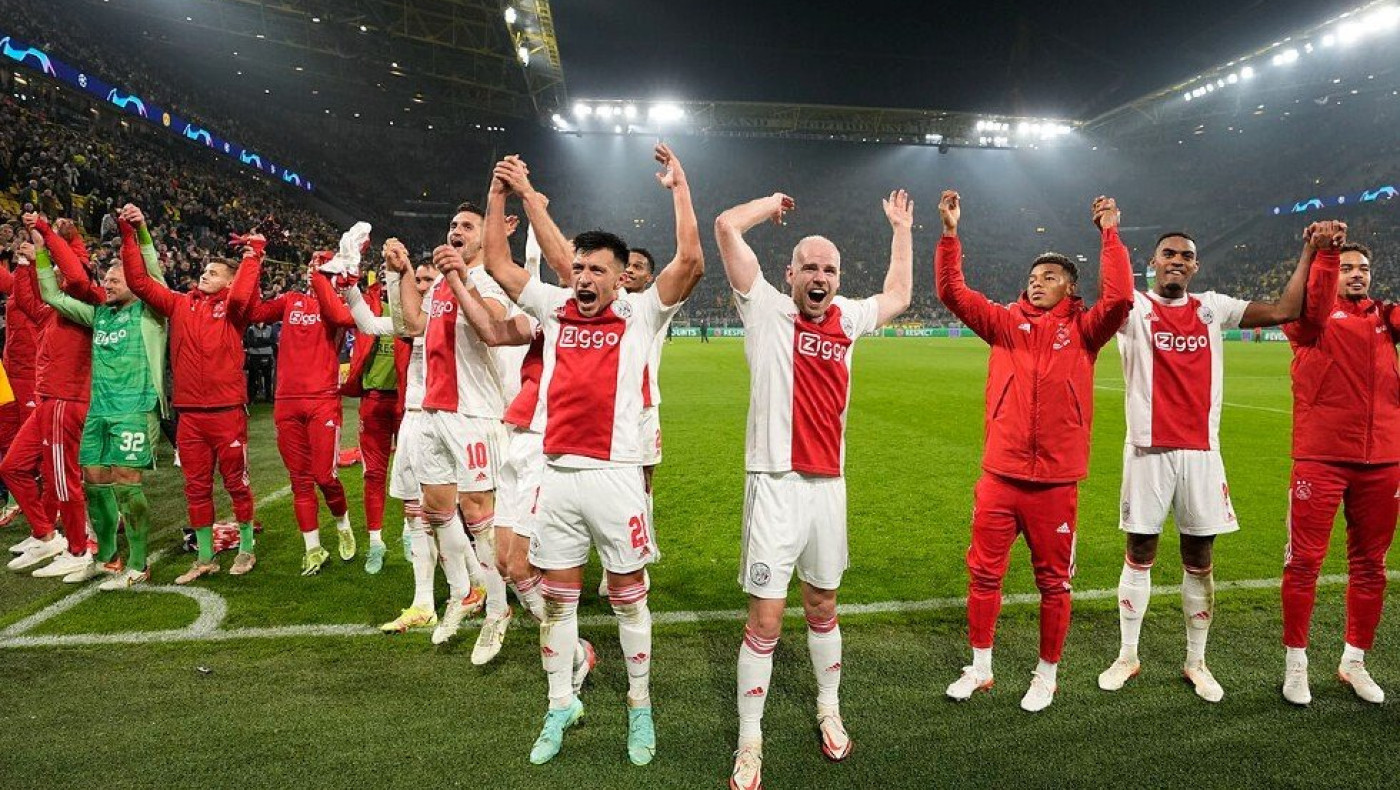 Νέο σοκ στον Άγιαξ μετά τον Όφερμαρς: Παίκτης κατηγορείται για βιασμό