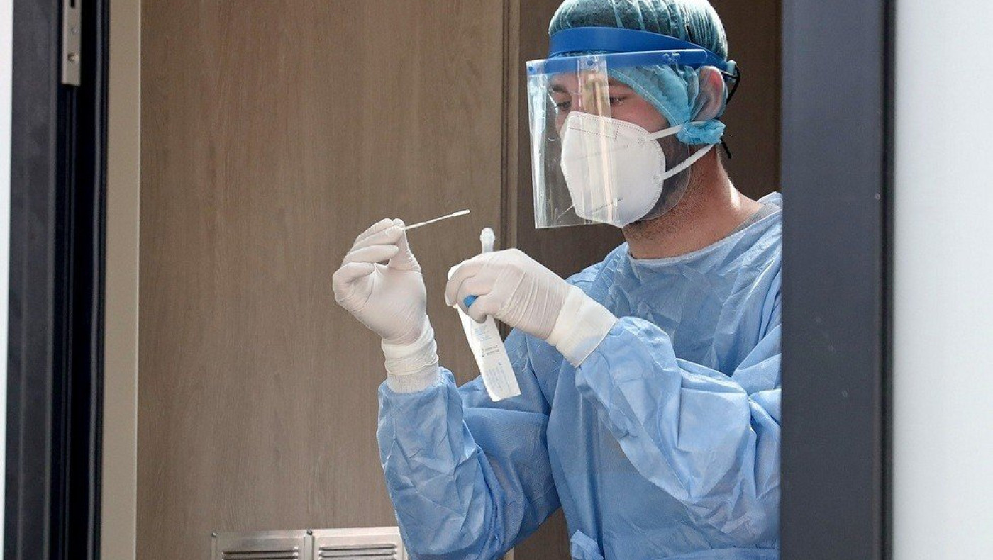 Τι αλλάζουν για τα υποχρεωτικά rapid test στον ιδιωτικό τομέα