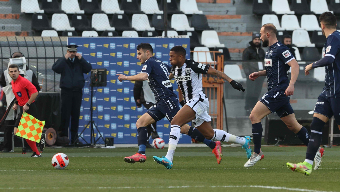 «Αδύνατο να πάρεις την μπάλα από τον Μπίσεσβαρ, ο ΠΑΟΚ είναι στα καλύτερά του»