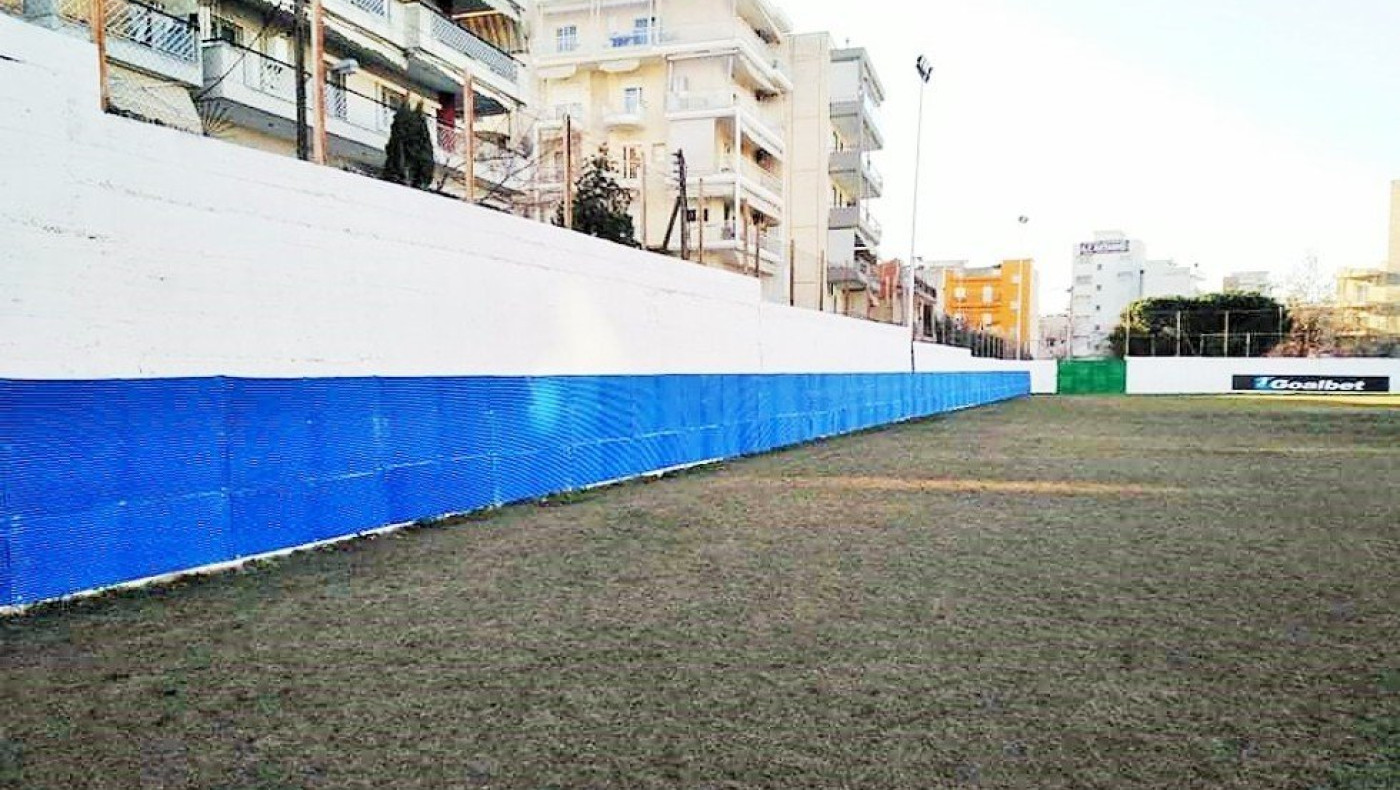 Τοποθετούνται ενισχυμένα προστατευτικά στο γήπεδο Σιατίστης στο Κορδελιό