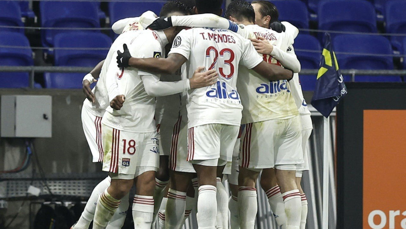 Κόκκινος: «Ζωγράφιζε» η Λυών με τη Νις