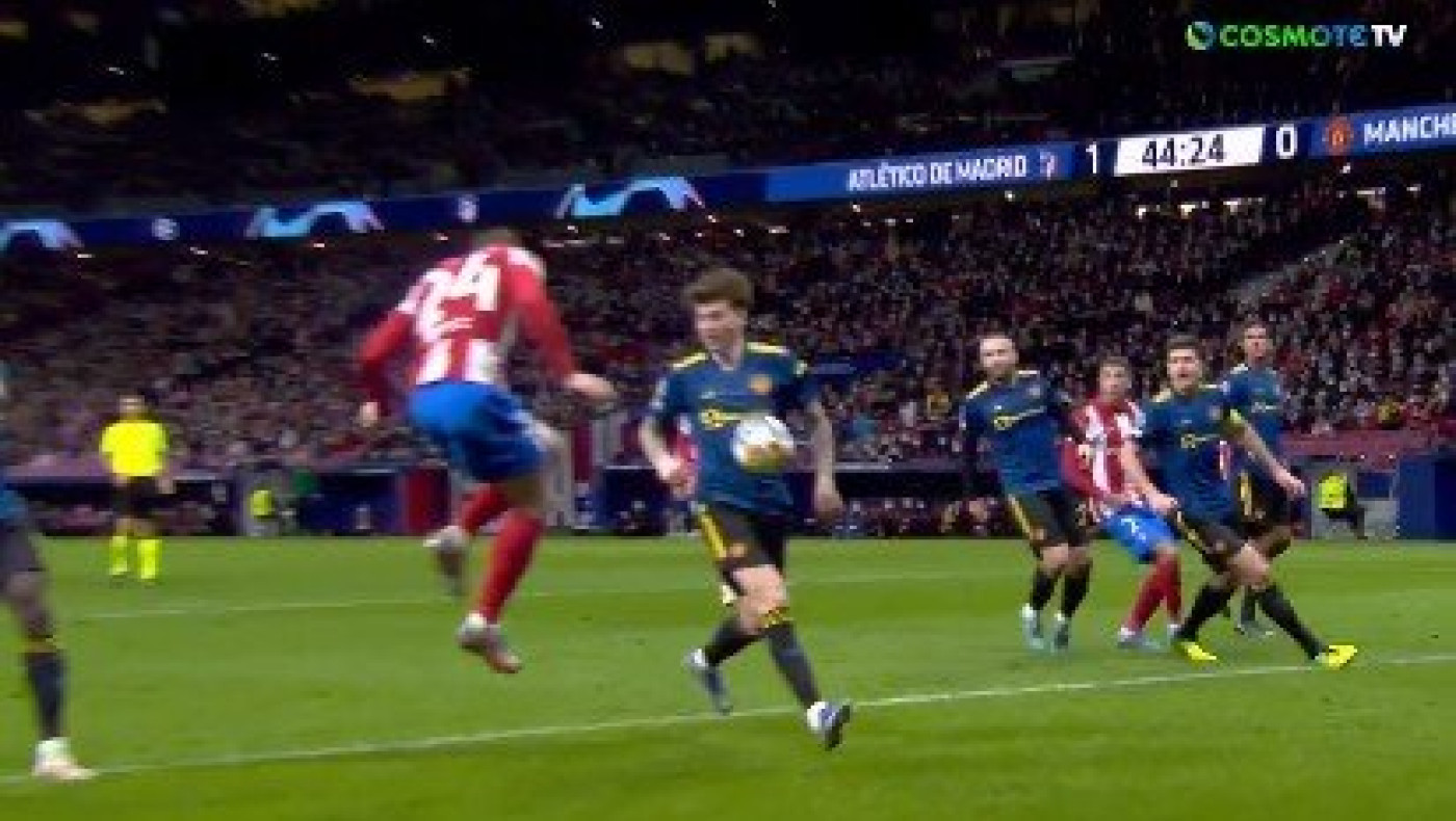 Παραλίγο απίθανο αυτογκόλ από τον Λίντελοφ! (vid)