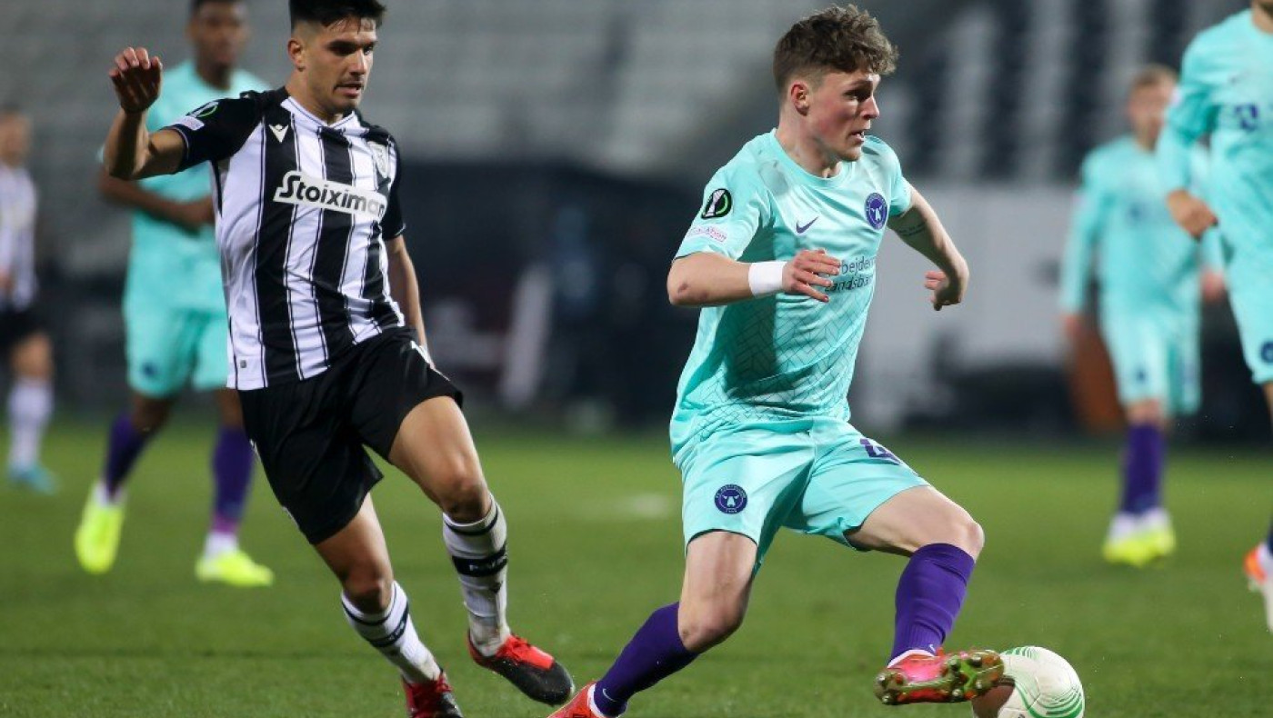 Έπος Τσιγγάρα: Πήρε συνέντευξη από τον… εαυτό του