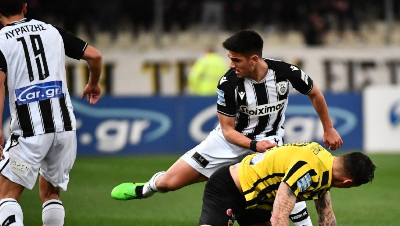 Έξαλλος ο Τσιγγάρας με την αποβολή