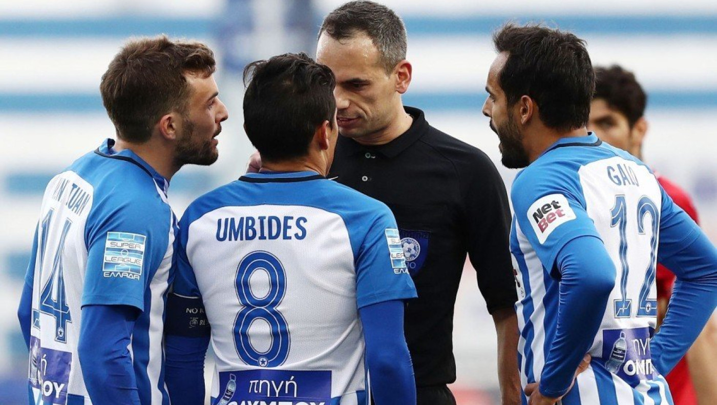 Αλήθεια τι πλέι οφ περιμένετε να «δείτε» με διαιτητές τους κλώνους της παράγκας;