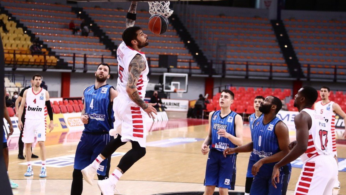 Το πάλεψε για ένα ημίχρονο ο Ηρακλής, κατέρρευσε στο δεύτερο με 7 παίκτες