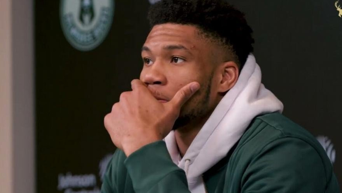 Αντετοκούνμπο: «Θα ήθελα το mid-range του Μάικλ Τζόρνταν»