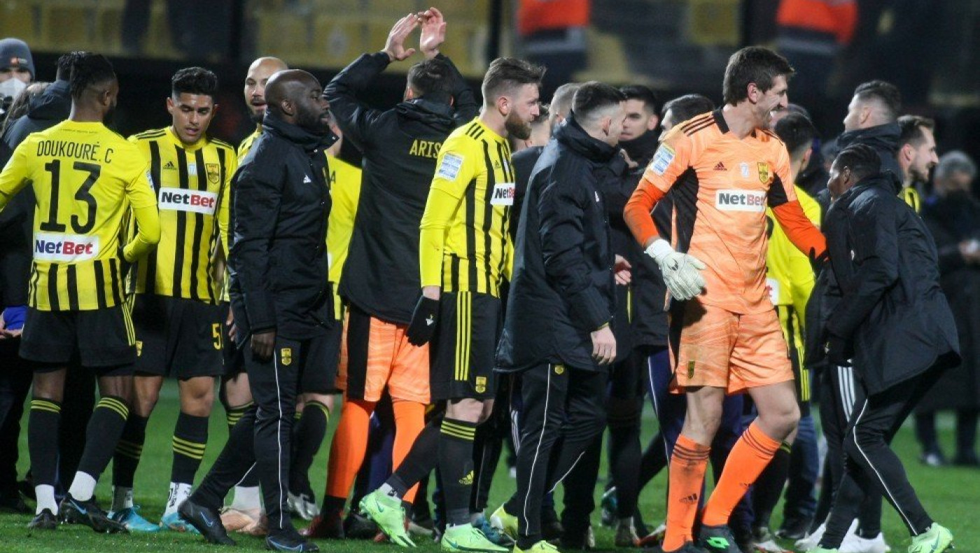 Οτιδήποτε λιγότερο από την τρίτη θέση θα είναι... παταγώδης αποτυχία