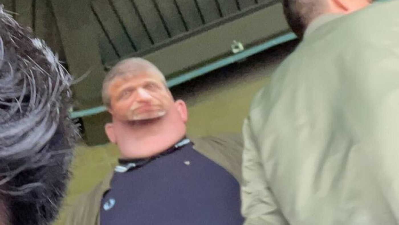 Με μάσκες Αμπράμοβιτς οι οπαδοί της Τσέλσι!