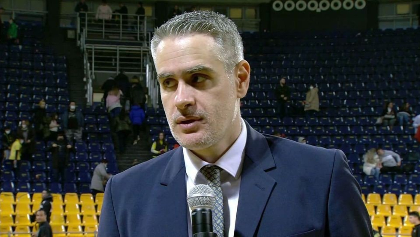 Καστρίτης: «Υποκλινόμαστε σε αυτά τα παιδιά, παίζουν με πάθος και θέληση»