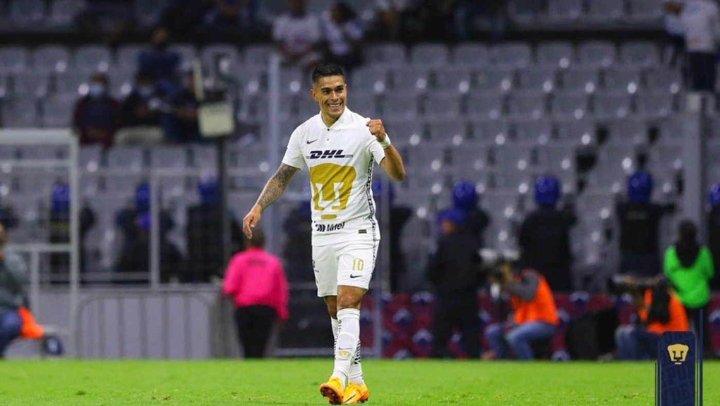 ΓΚΟΛΑΡΑ στο Μεξικό με.... διπλό τακουνάκι!