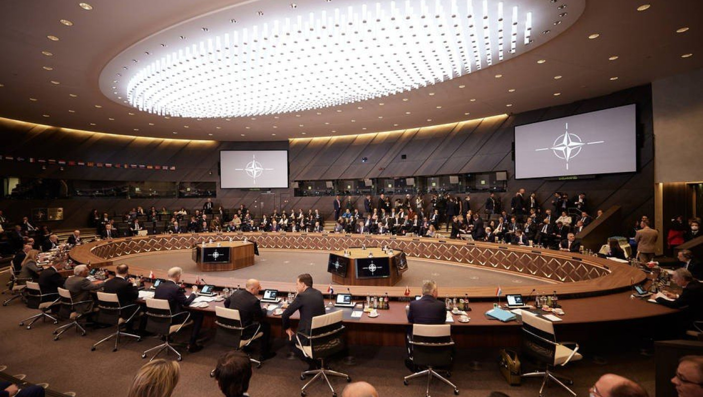 Σύνοδος κορυφής ΕΕ: Συμφωνία με ΗΠΑ για φυσικό αέριο - Δραματικά μηνύματα Μακρόν-Ζελένσκι