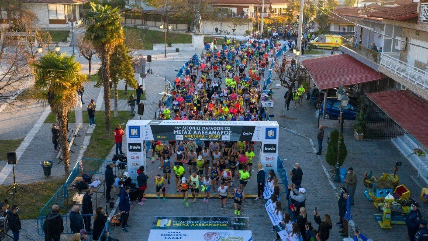 Ο Γ. Καλαπόδης μεγάλος νικητής του 16ου Διεθνούς Μαραθωνίου «Μέγας Αλέξανδρος»