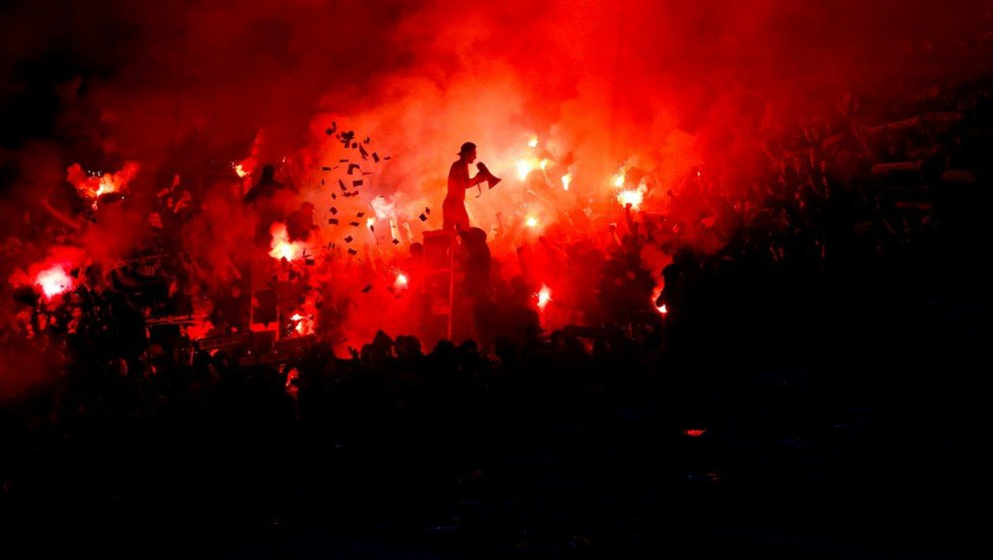 Οι Γάλλοι έριξαν φωτοβολίδα στους παίκτες του ΠΑΟΚ μετά το τέλος του αγώνα, η αντίδραση του Βιεϊρίνια