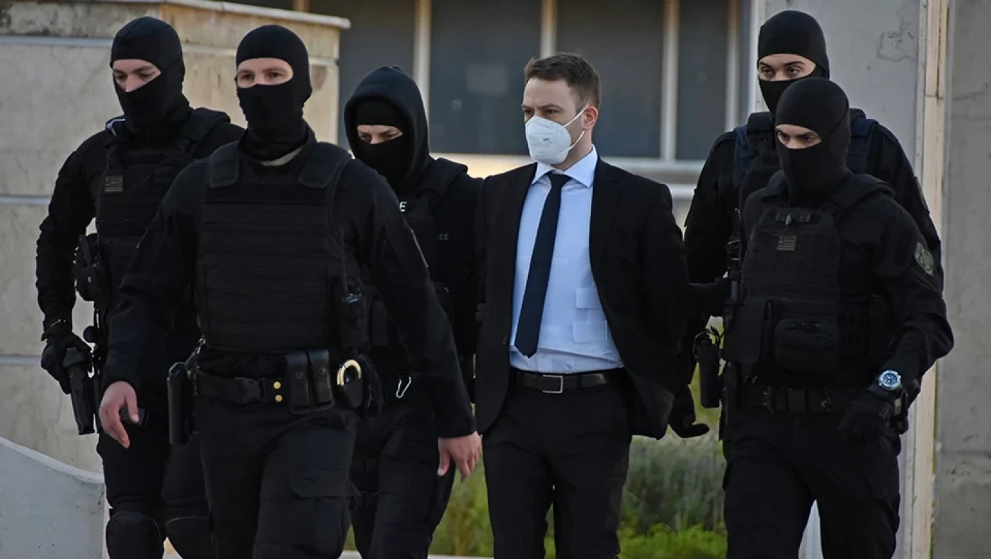 Γλυκά Νερά: Έφτασε στο Μικτό Ορκωτό Δικαστήριο ο Μπάμπης Αναγνωστόπουλος