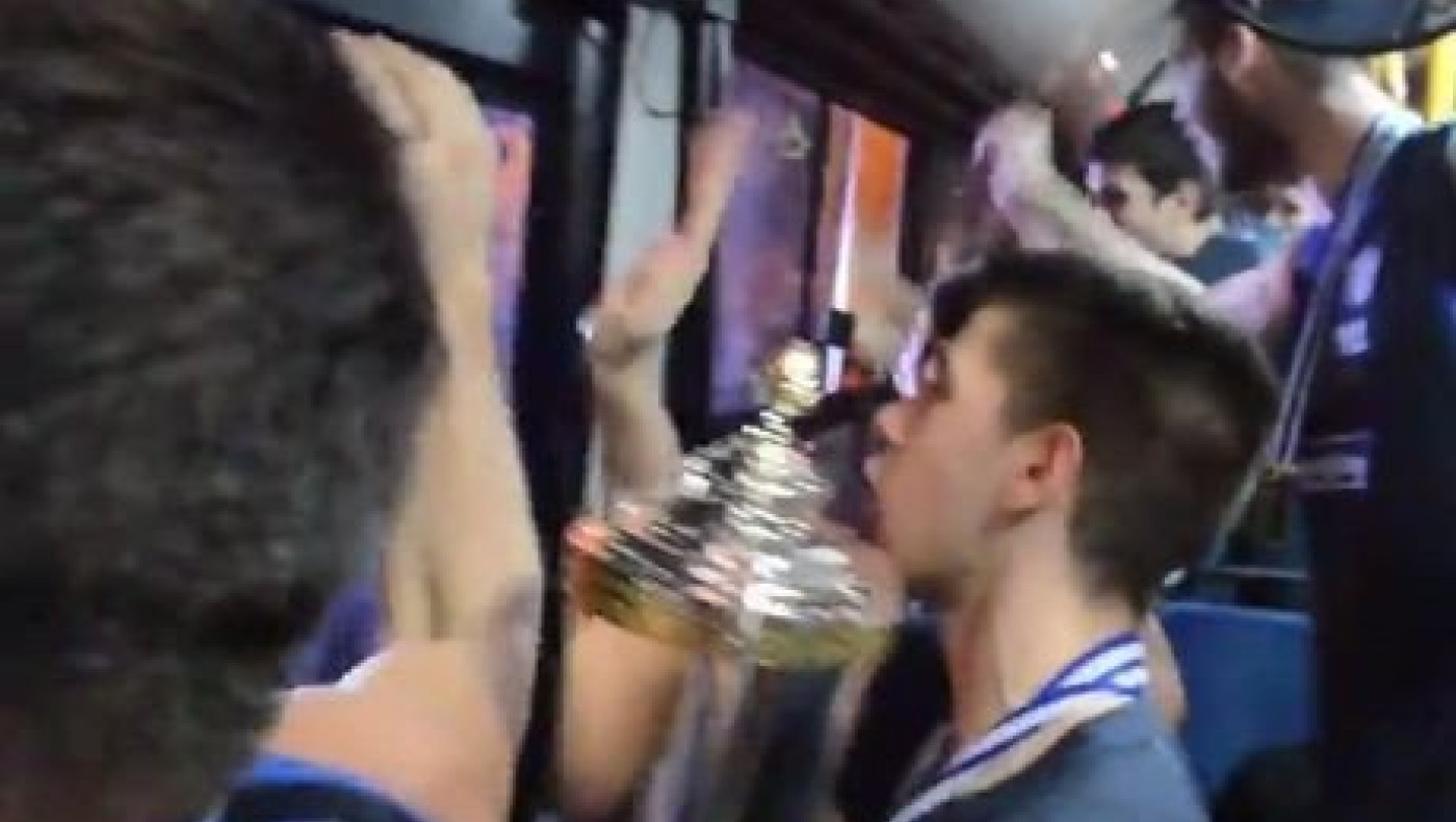 Πώς επέστρεψαν στο ξενοδοχείο οι διεθνείς μας; (Vid)