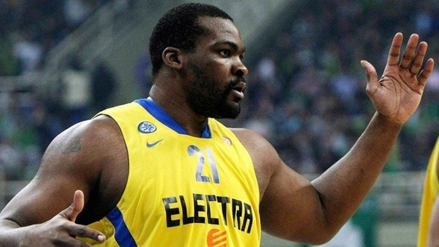 Πλησιάζει στον Ερυθρό Αστέρα ο Σχορτσανίτης