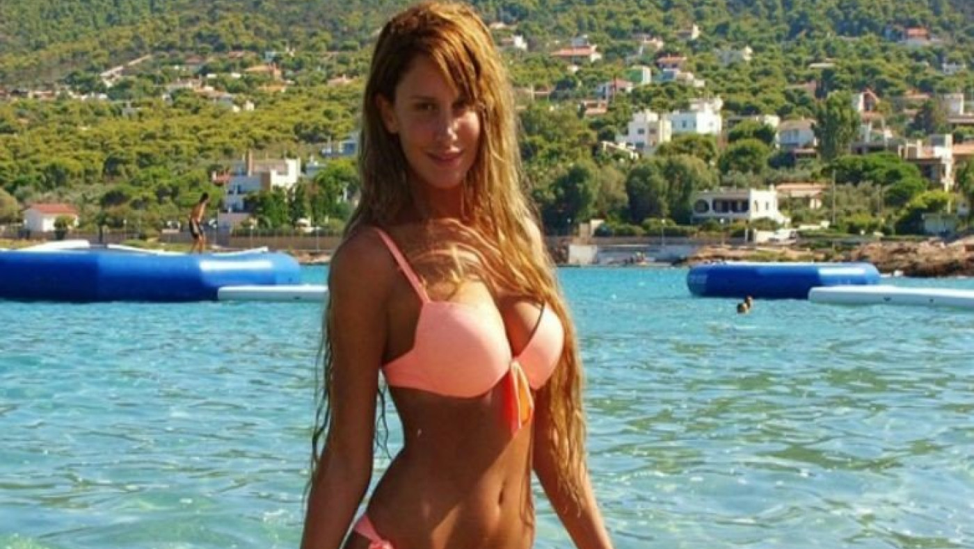 Η Πετρούλα και η σαμπάνια της! (Vid)