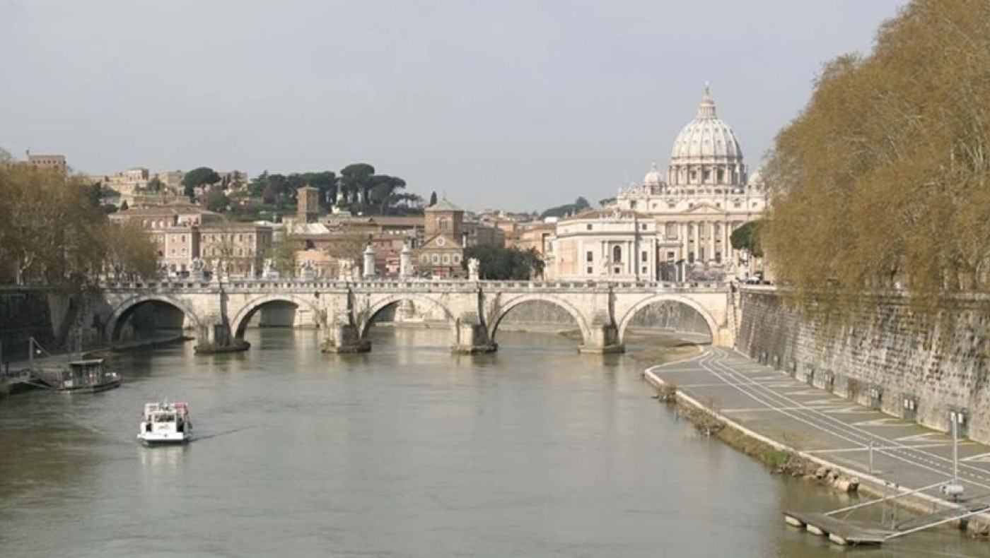 Σοκ! Περαστικός βρήκε κομμένο πόδι στον Τίβερη με τατουάζ... Λάτσιο