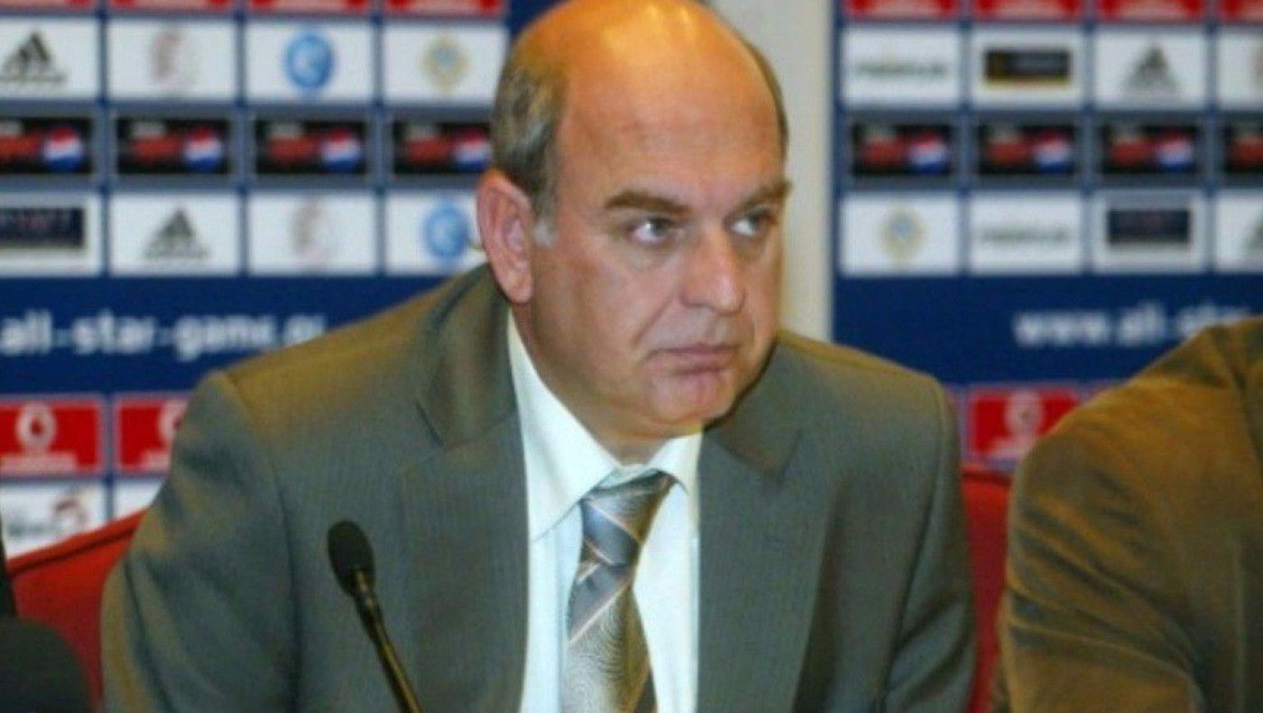 Γραμμένος κατά Ζαχαριάδη