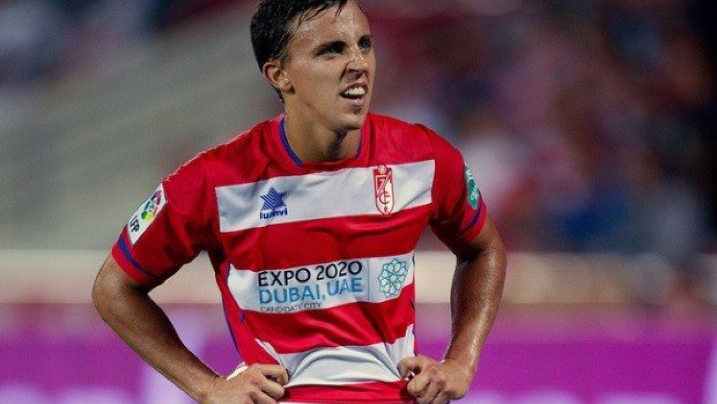 «Αγκαλιά» με Μπουονανότε η ΑΕΚ