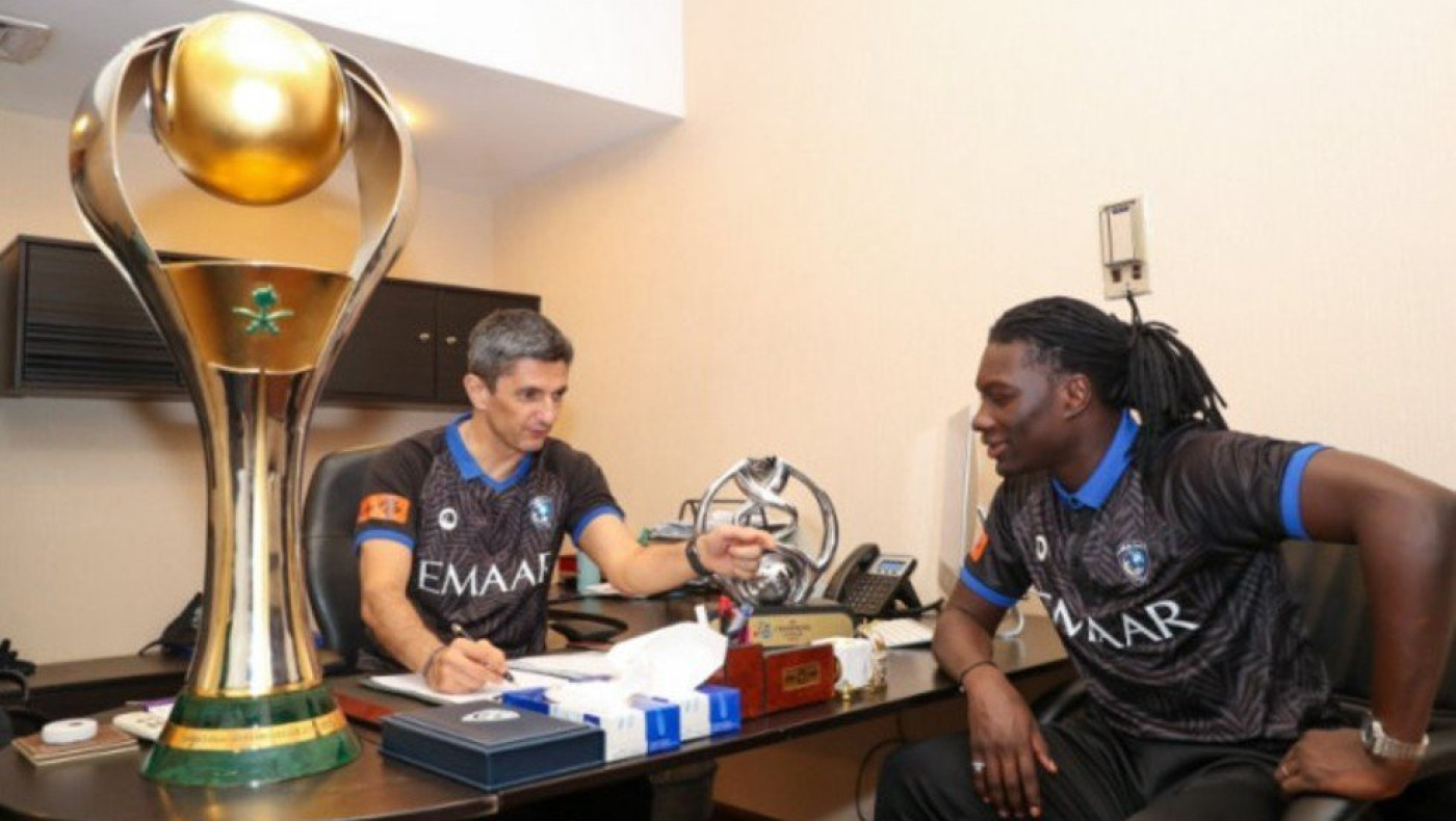 Ύμνοι Γκομίς για Λουτσέσκου: «Εμπνευσμένη από τον Γκουαρδιόλα η φιλοσοφία του»