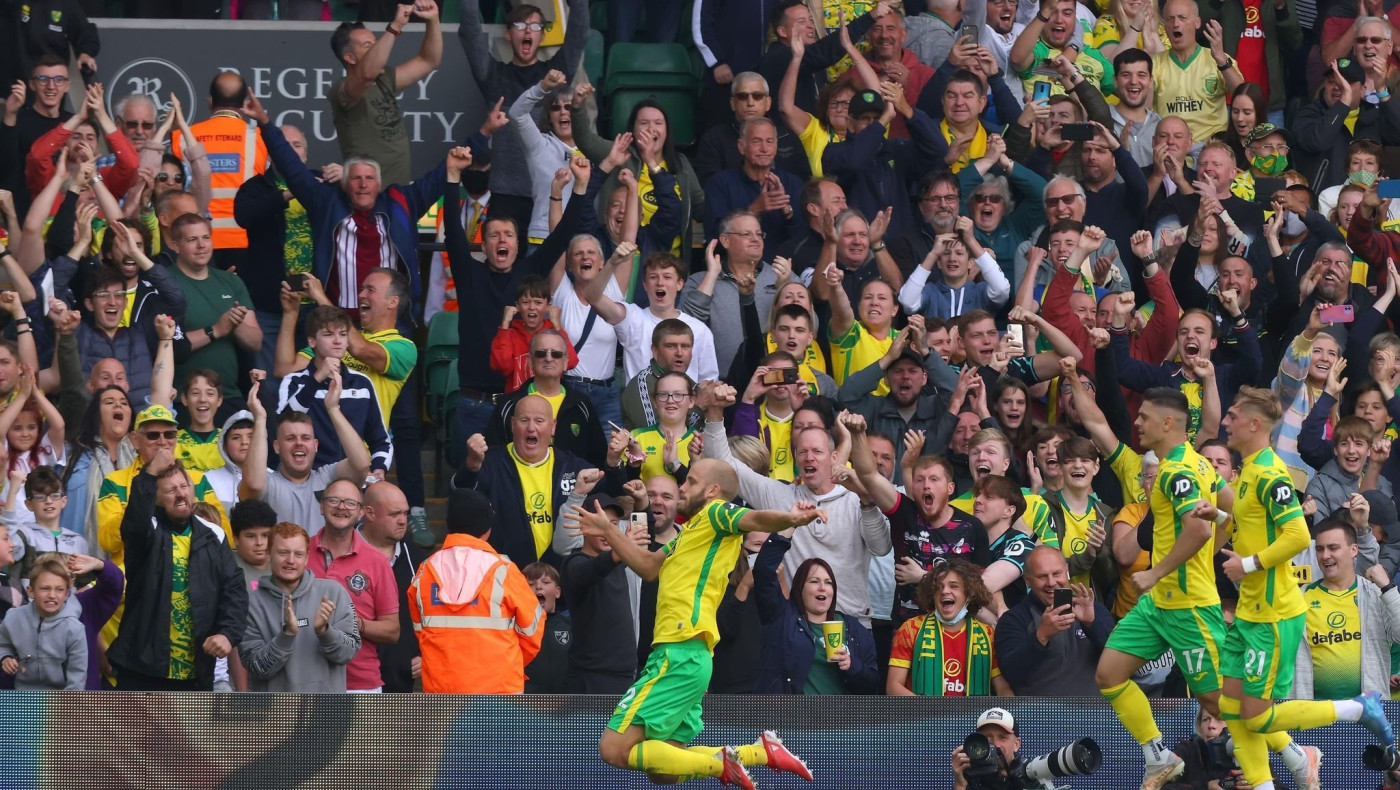 Τρίποντο με βασικό τον Γιαννούλη η Νόριτς, νίκες για Λέστερ και Μπρέντφορντ