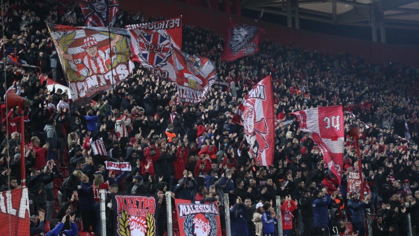 «Γκάζια» της Θύρας 7 στους παίκτες, «Θα ματώνετε τη φανέλα - Θέλουμε το Κύπελλο»