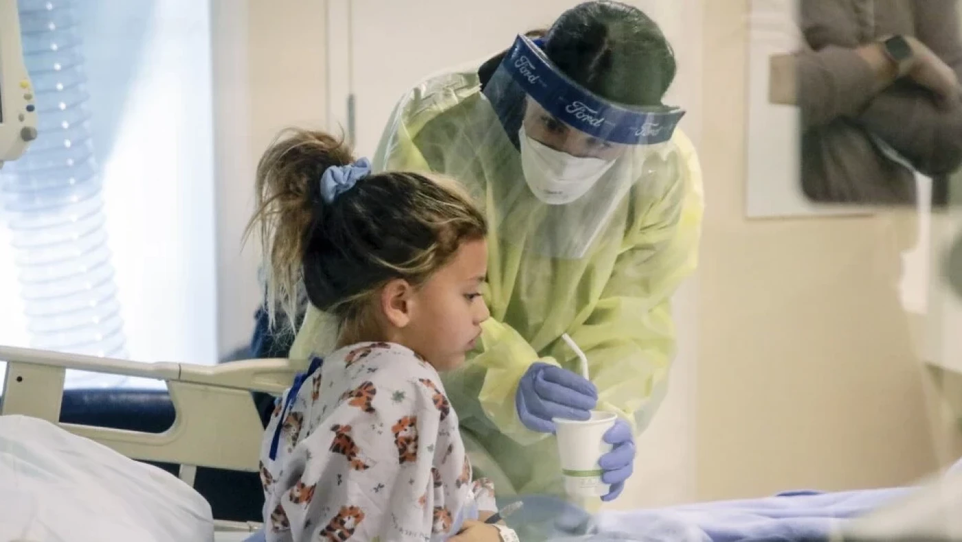 Ηπατίτιδα στα παιδιά: Ποιο είναι το πρώτο σημάδι που εμφανίζουν