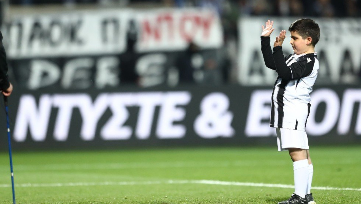 Μάστορας: Ο Λέανδρος, ο τελικός και η UEFA