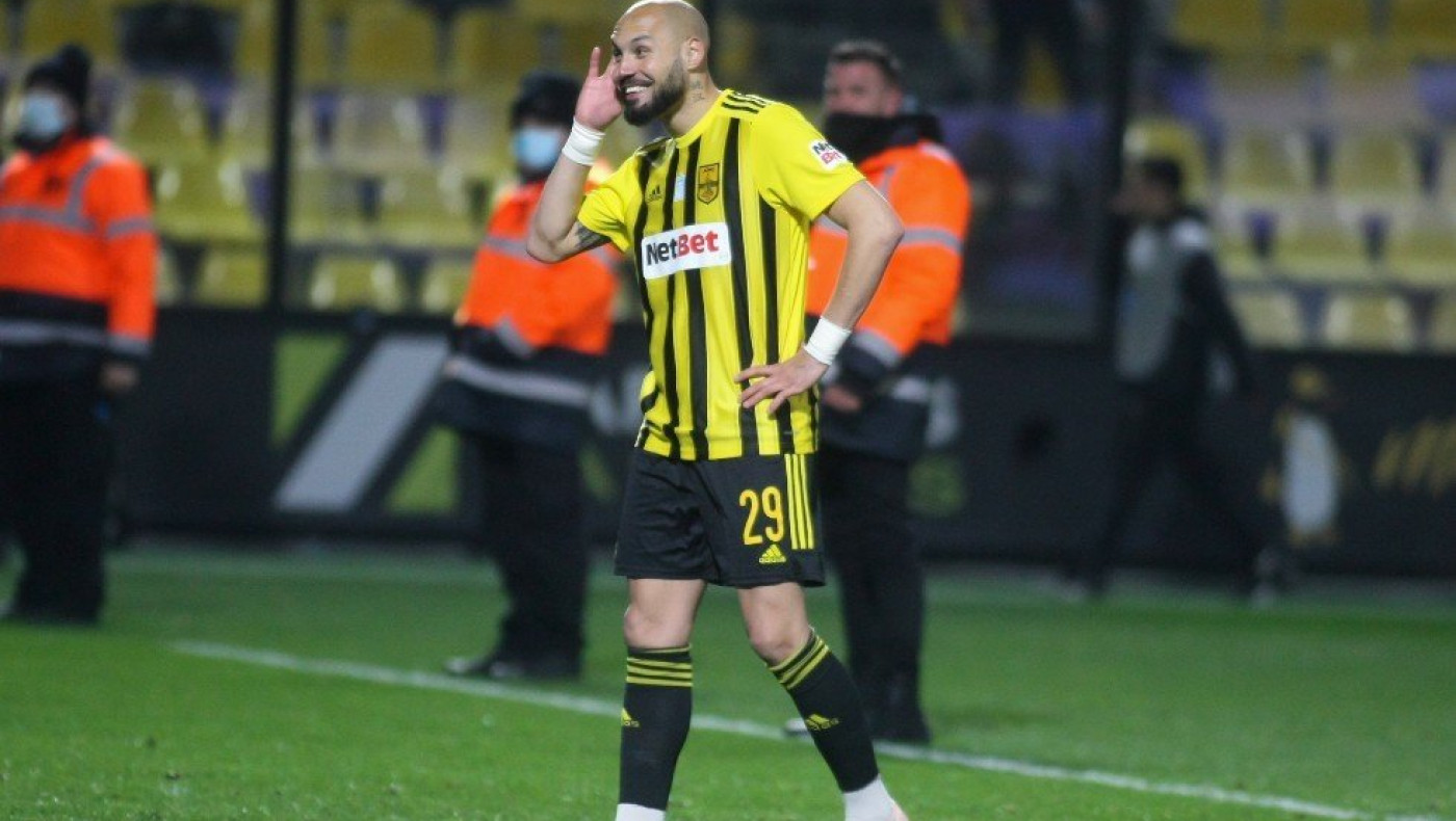 Ο Μπεναλουάν ξαναχτυπά: Ανάρτηση με υπονοούμενα για ΑΕΚ, ΠΑΟ, συμμορία ποντικιών και... μεγάλη γάτα (pic)