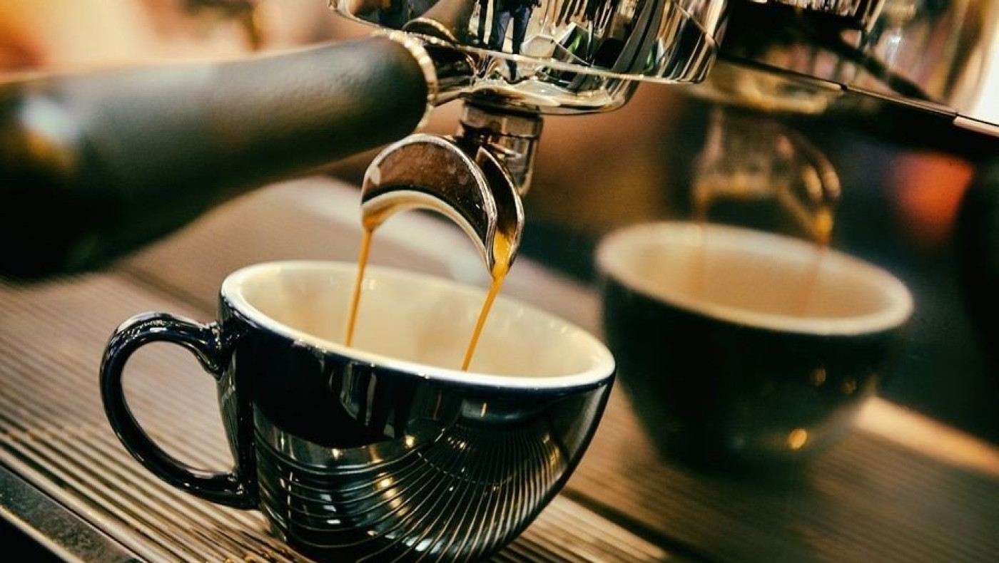 Καφές: Πόσα φλιτζάνια ανεβάζουν τη χοληστερόλη