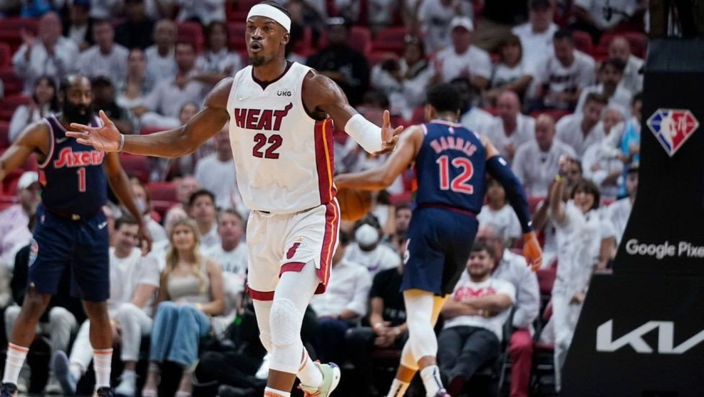 ΝΒΑ: Σαρωτικοί Σανς και Χιτ που ετοιμάζονται για τους τελικούς