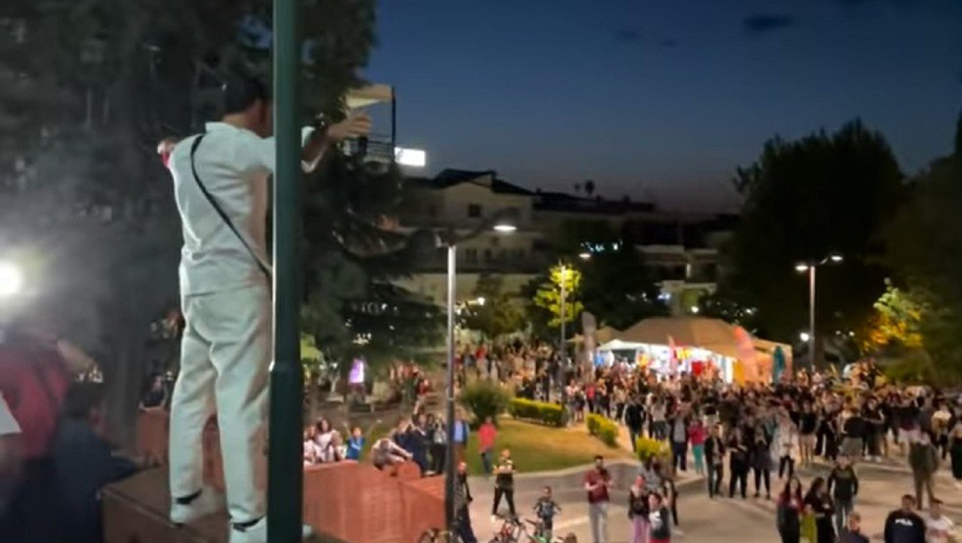 Ποιο 2004; Τα Φάρσαλα στο πόδι για τον Κατσαούνη!