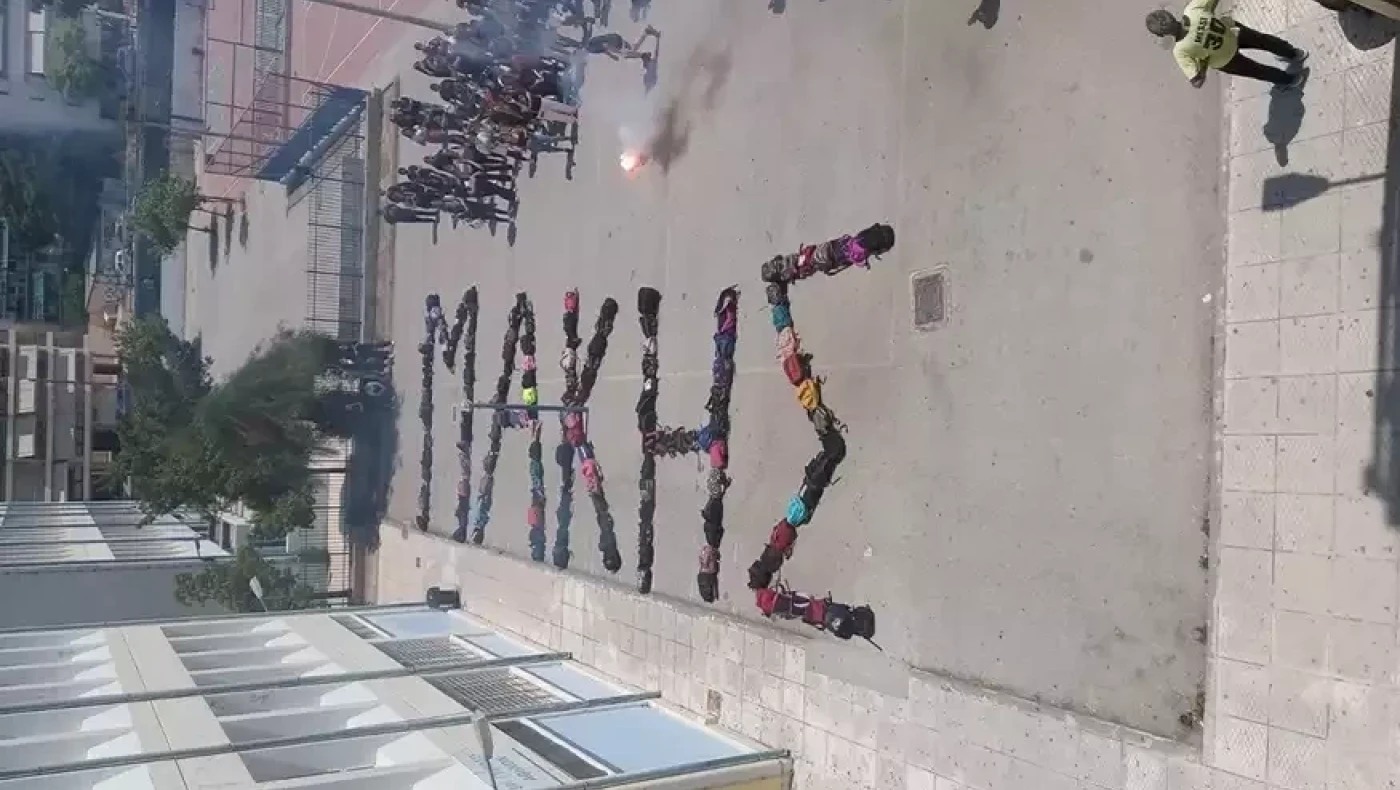 Αυτοκτονία 14χρονου: Το συγκινητικό αντίο των συμμαθητών του