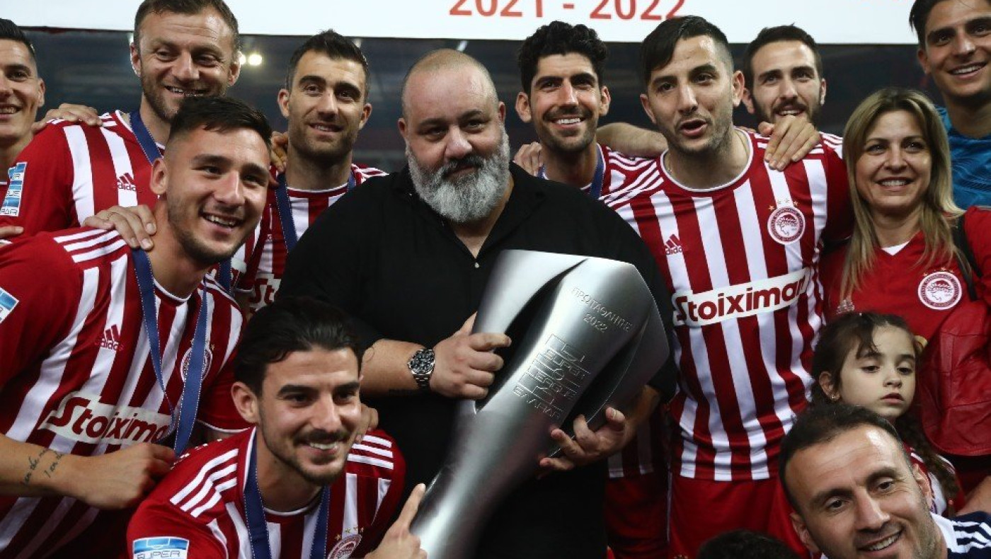 Καραπαπάς: «Να αγαπάς την ομάδα σου στα δύσκολα, στις γιορτές έρχονται όλοι»