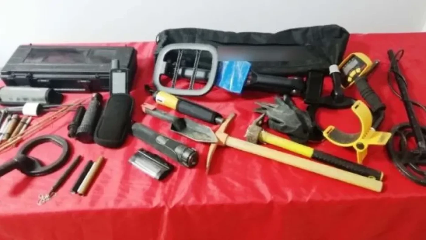 Κιλκίς: Έψαχναν για λίρες στην κοίτη ποταμού