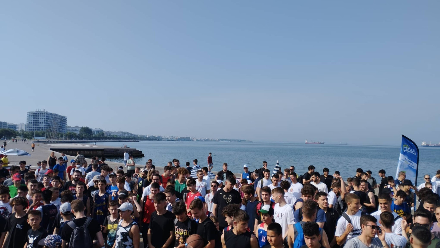 Θεσσαλονίκη: Πλήθος κόσμου στο τουρνουά μπάσκετ 3on3