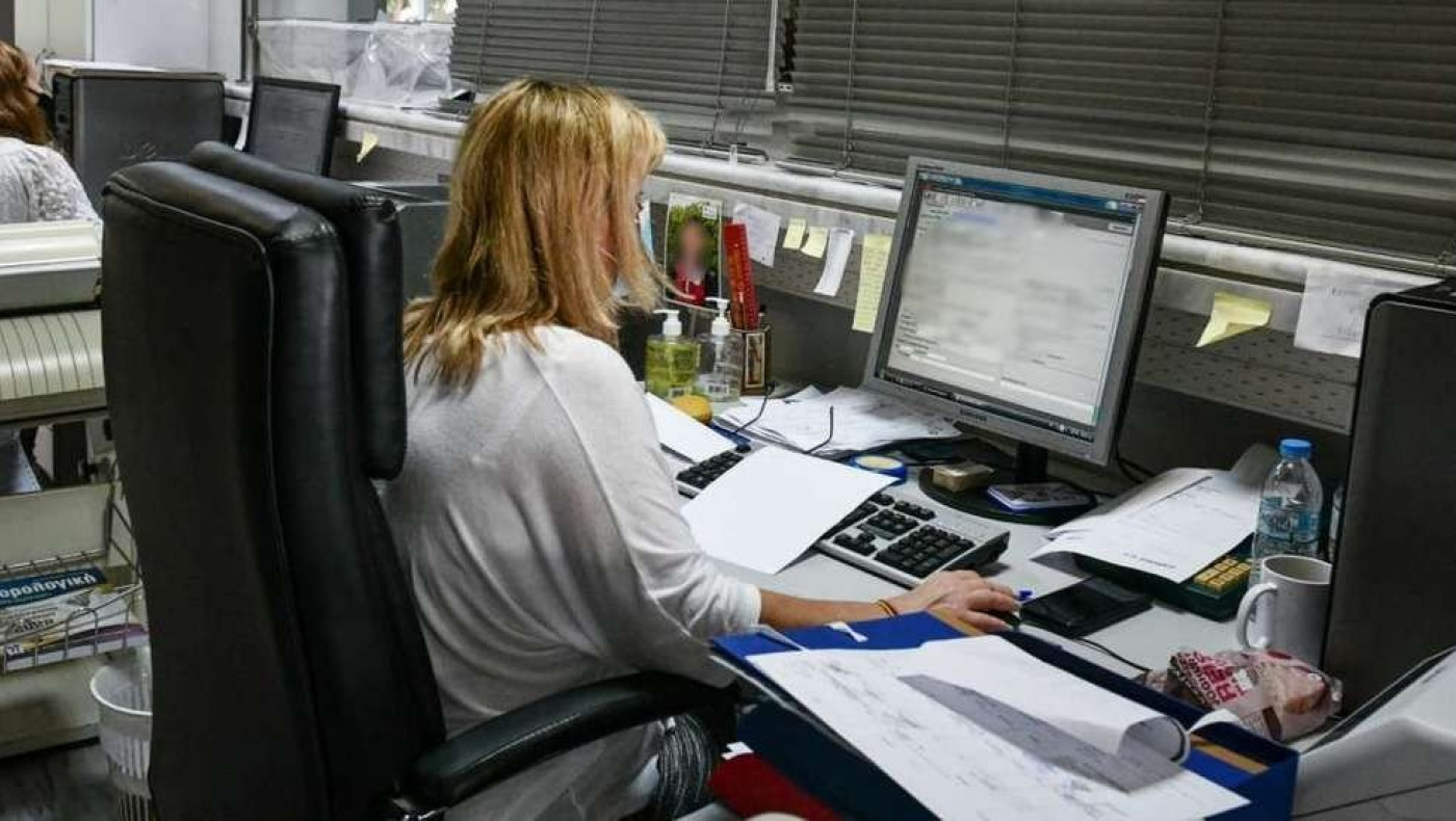 Δημόσιο: Πρόσληψη 6.000 ανέργων με επιδότηση μισθού 750 ευρώ σε δήμους, περιφέρειες και φορείς