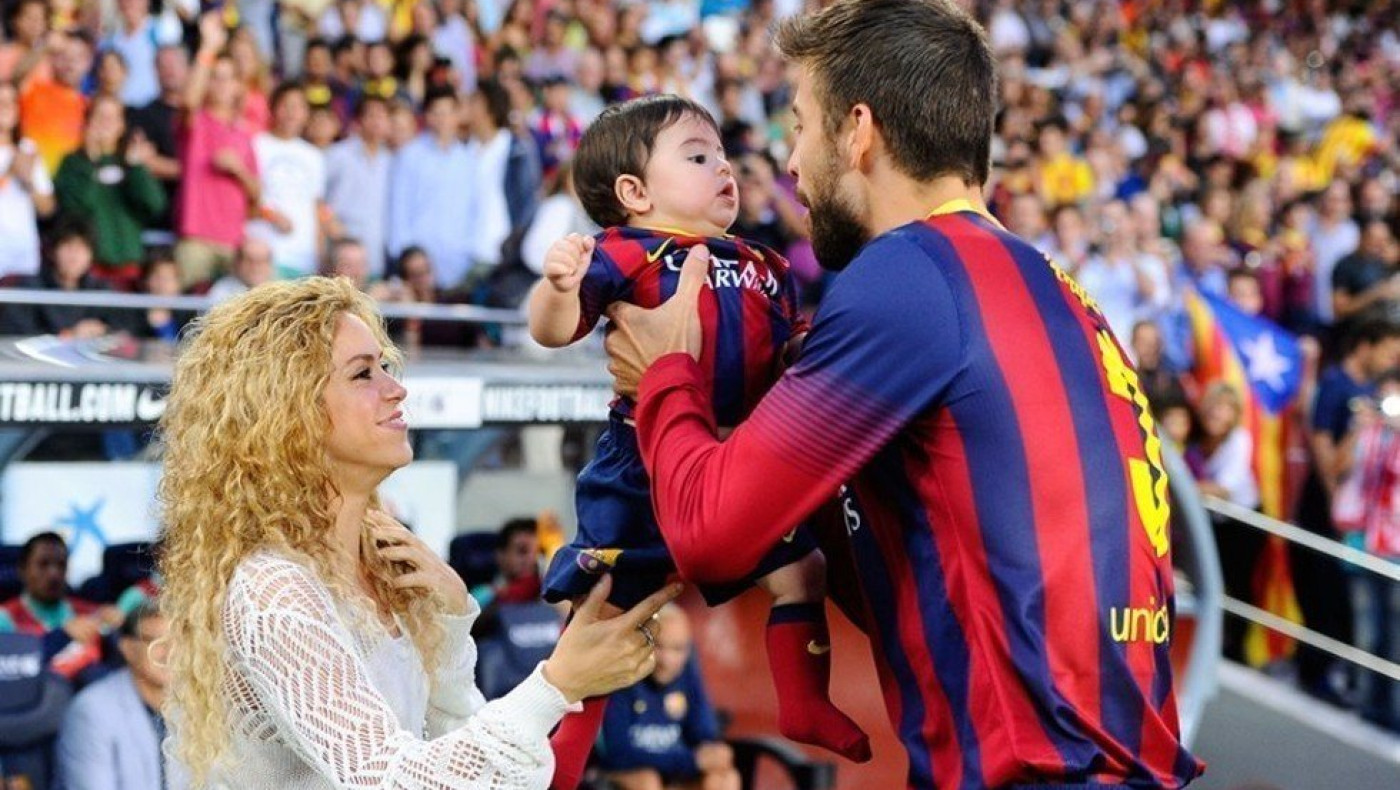 Μια 20χρονη ξανθιά φαίνεται να μπήκε ανάμεσα στον Πικέ και τη Σακίρα!