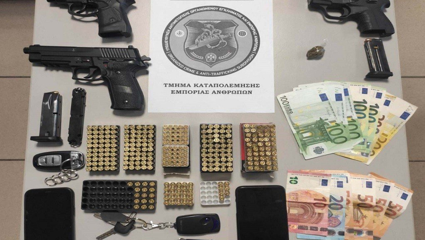 Θεσσαλονίκη: Χειροπέδες σε 28χρονο που εξέδιδε με τη βία νεαρή