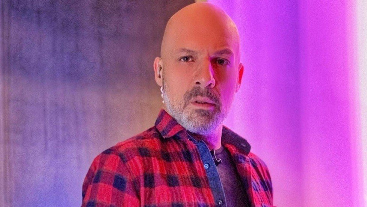 Μουτσινάς: «Η μητέρα μου δεν ήθελε καμία γυναίκα στη ζωή μου»