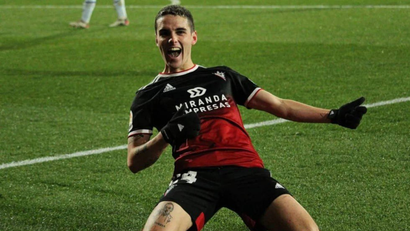 ΜΜΕ Ισπανίας: «Άρης, Σαραγόσα και Σπόρτινγκ Xιχόν για Καμέγιο»