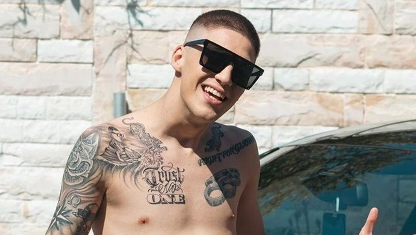 Trannos: Αυτή είναι η εντυπωσιακή σύντροφός του και… μητέρα παιδιού άλλου τράπερ